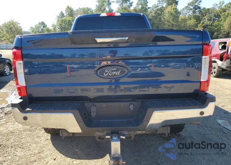 2018 Ford F250 Super Duty z USA, uszkodzony, nr VIN 1FT7W2BT2JEC74742